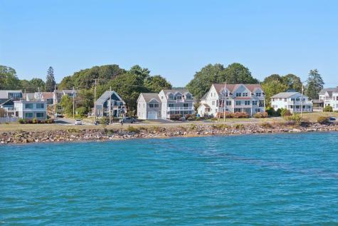 242 Veranda Street Portland ME 04103