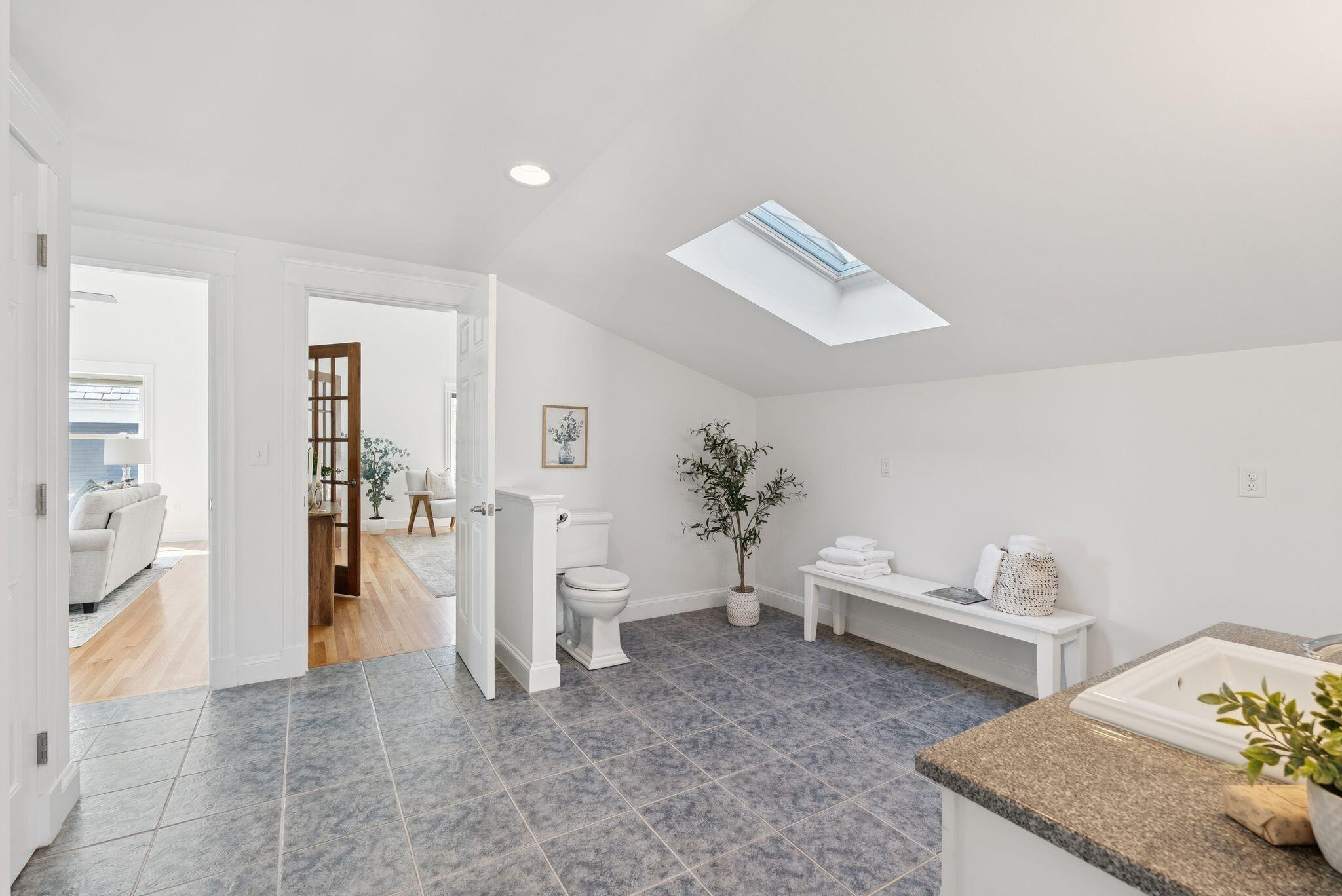 242 Veranda Street Portland ME 04103