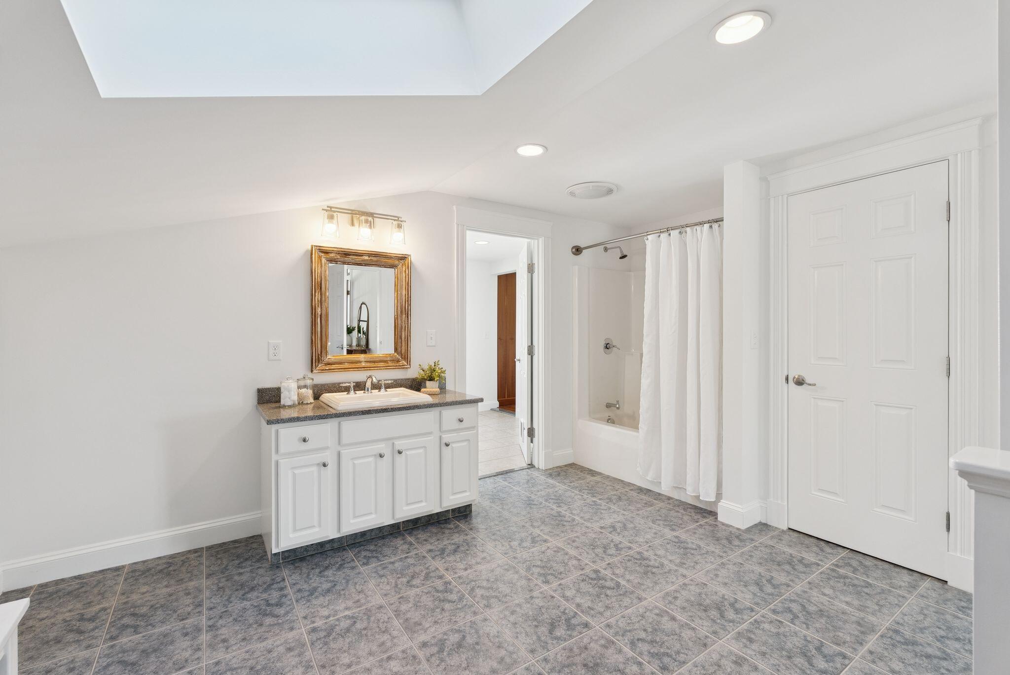 242 Veranda Street Portland ME 04103