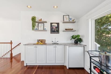 242 Veranda Street Portland ME 04103