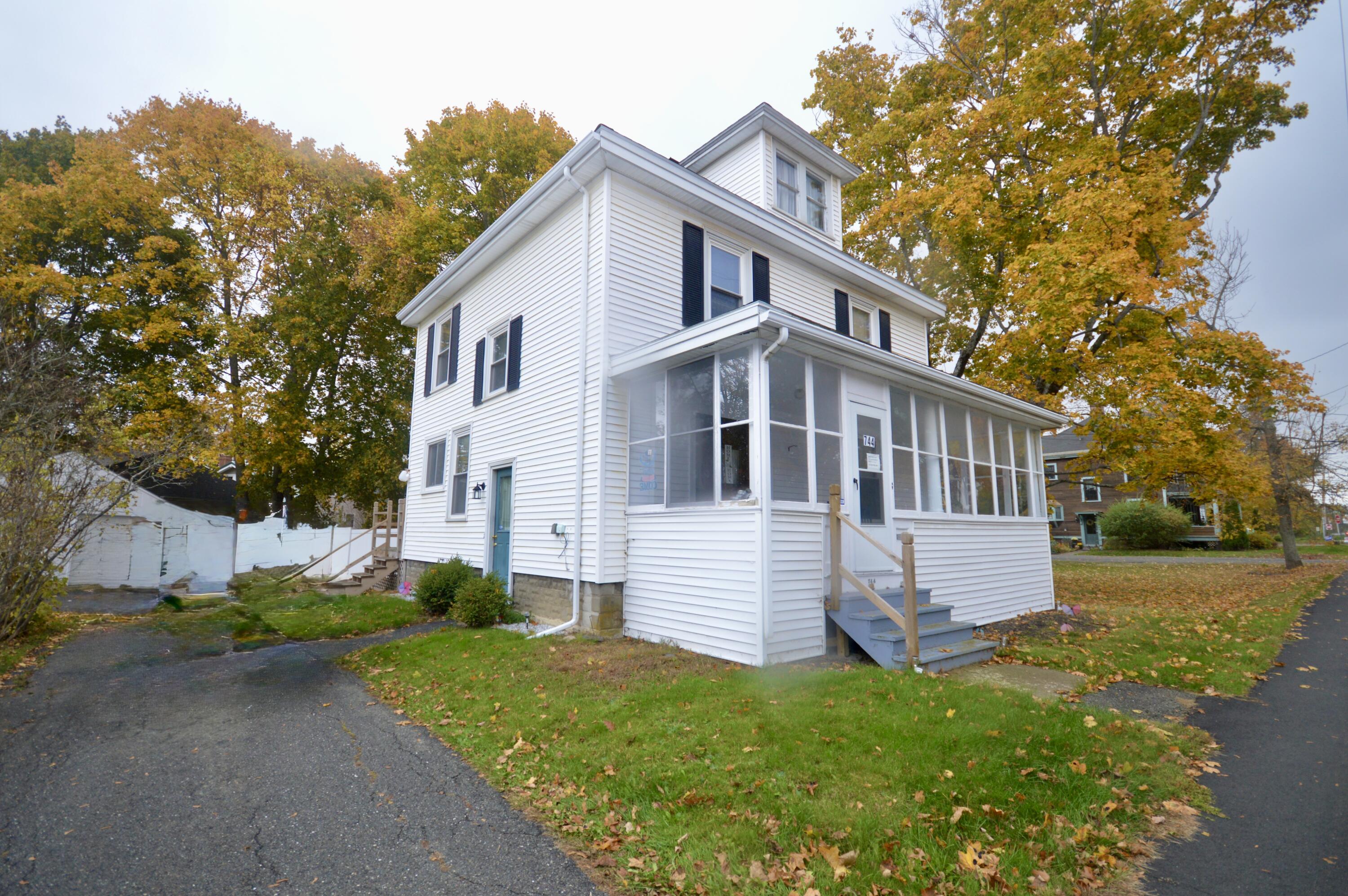 744 Hammond Street Bangor ME 04401