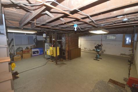 744 Hammond Street Bangor ME 04401