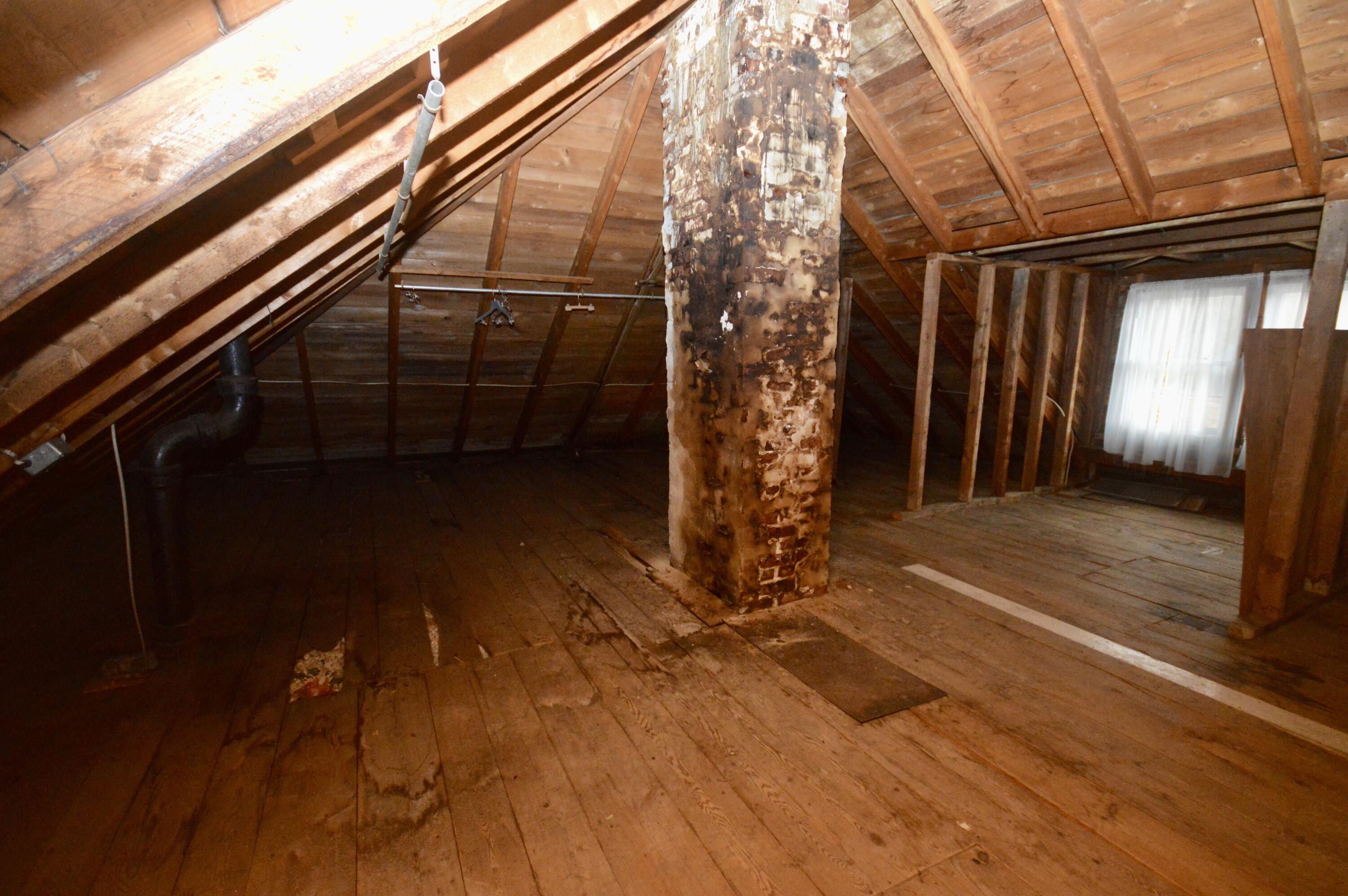 744 Hammond Street Bangor ME 04401