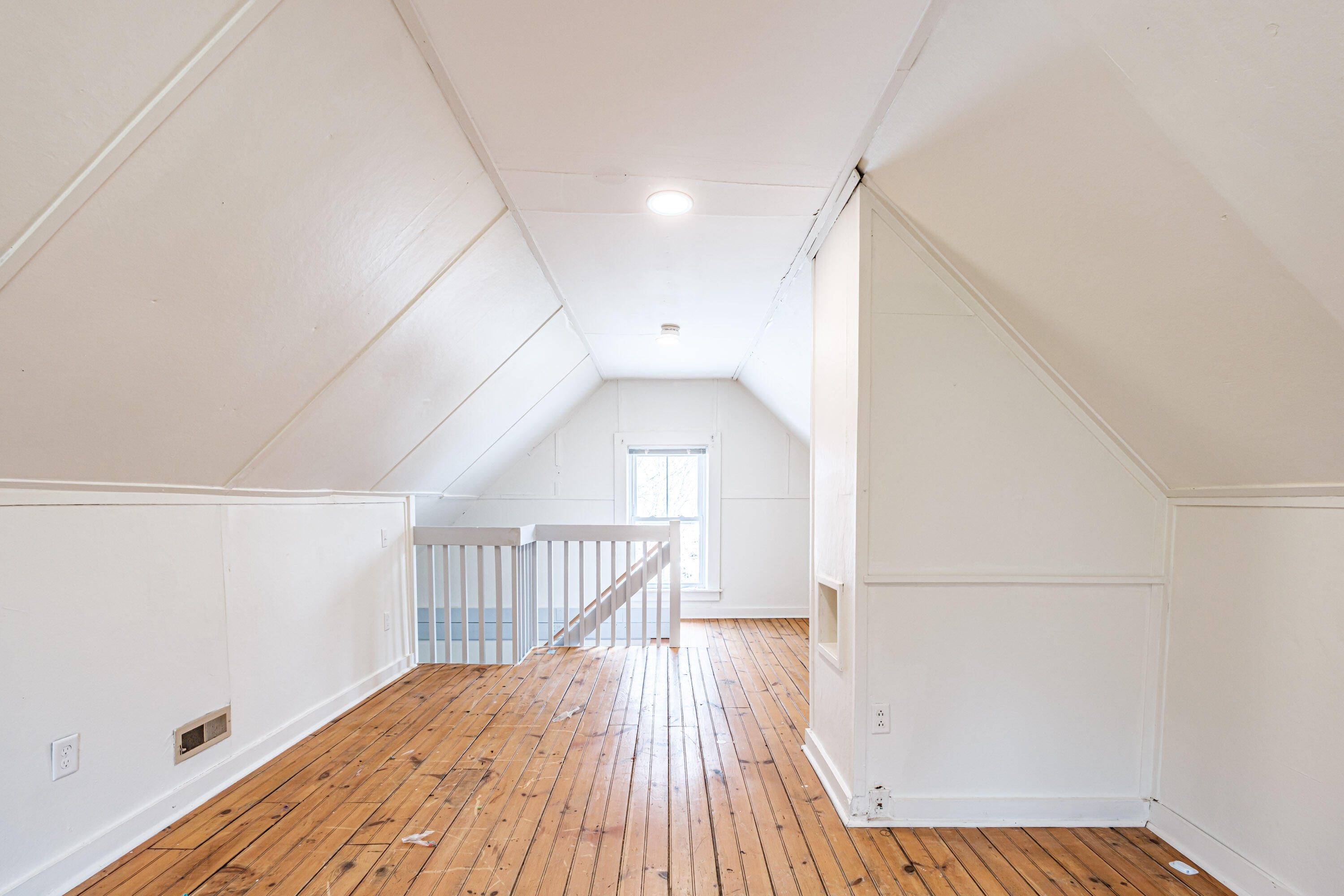 647 Middle Street Bath ME 04530