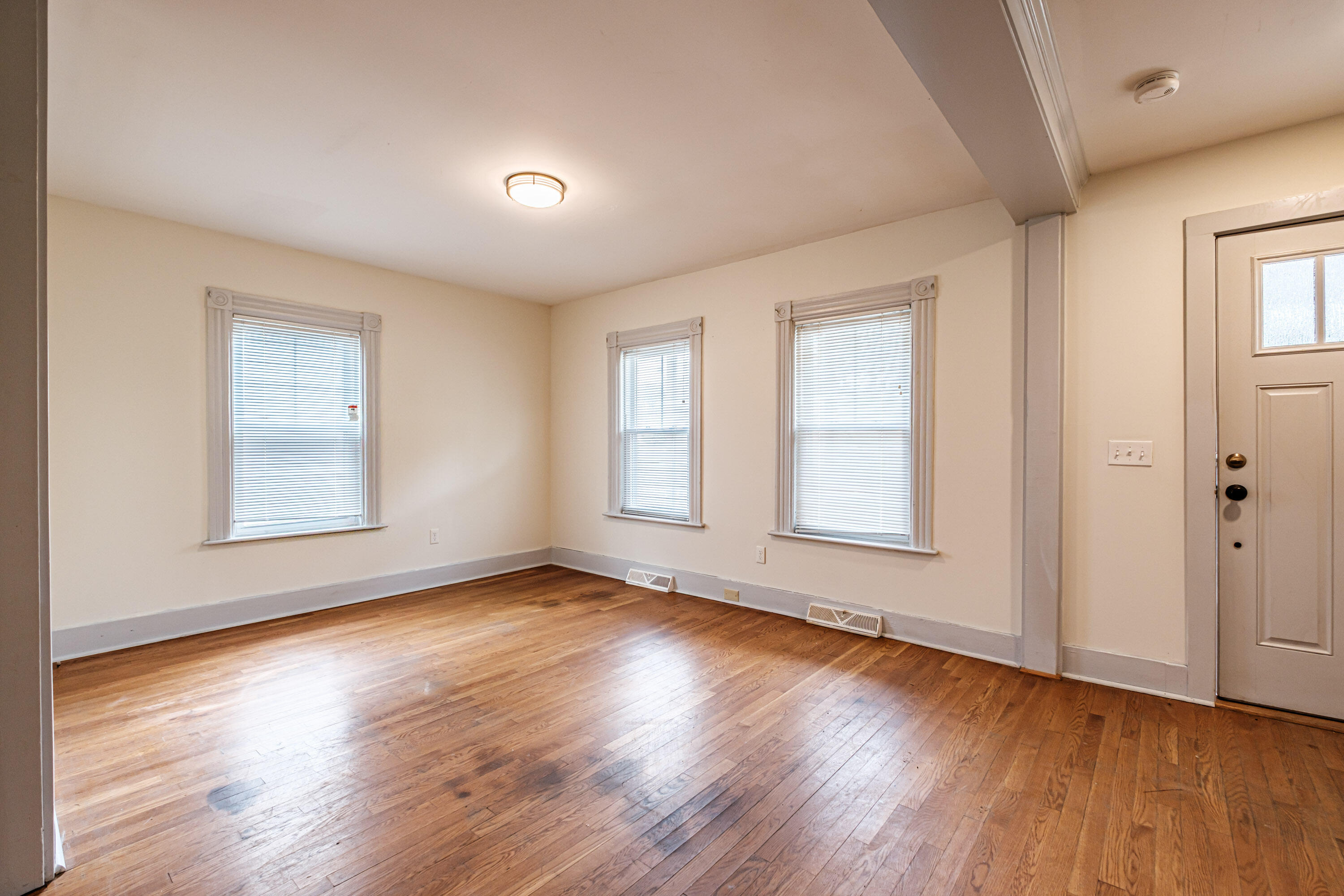 647 Middle Street Bath ME 04530