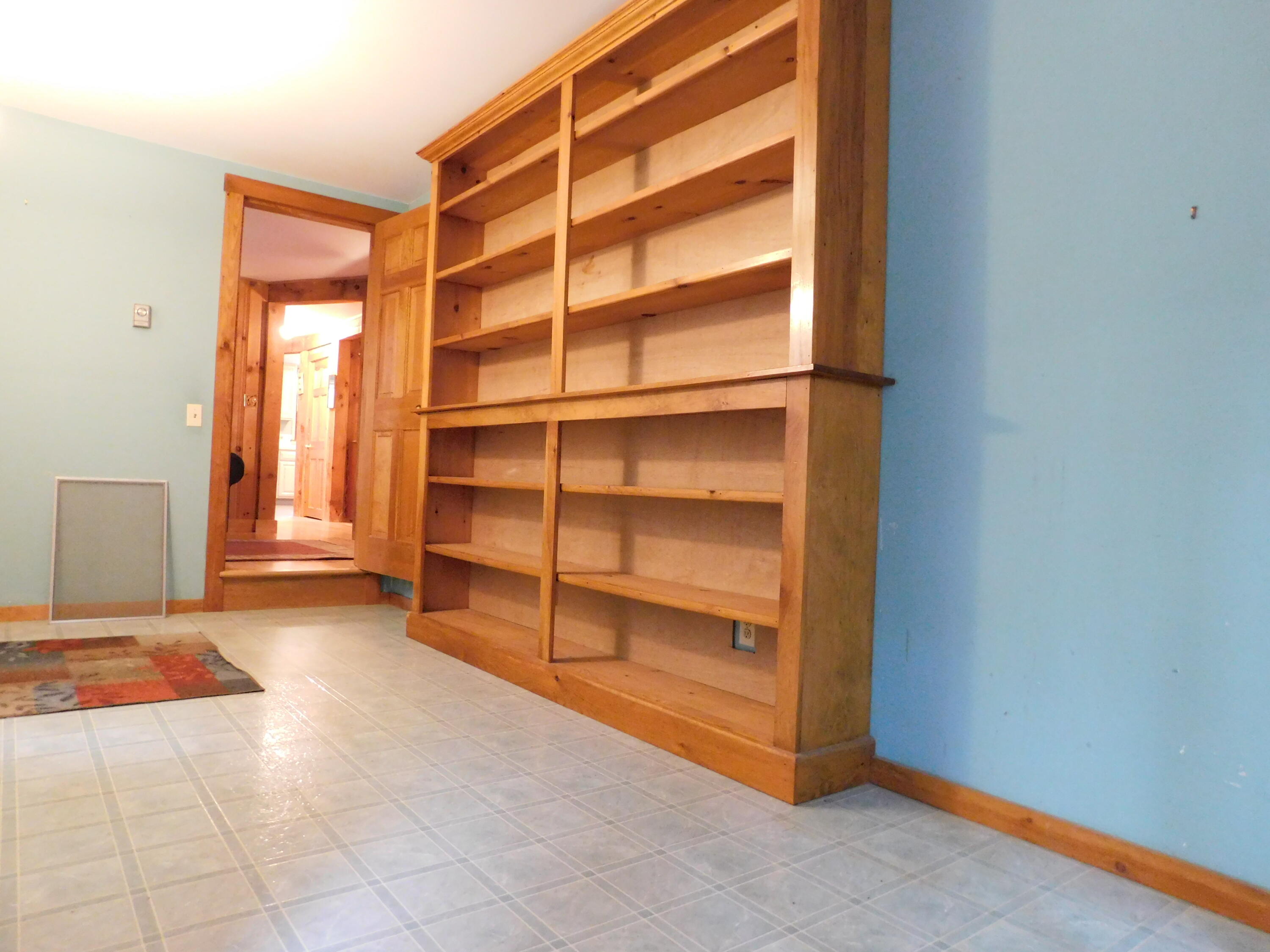 15 Lakeview Drive New Gloucester ME 04260