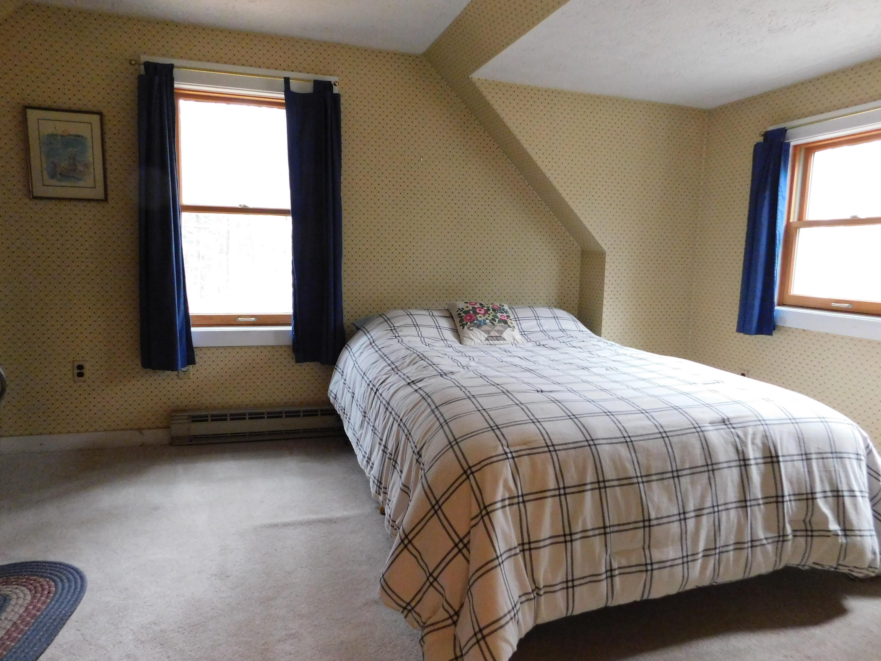 15 Lakeview Drive New Gloucester ME 04260