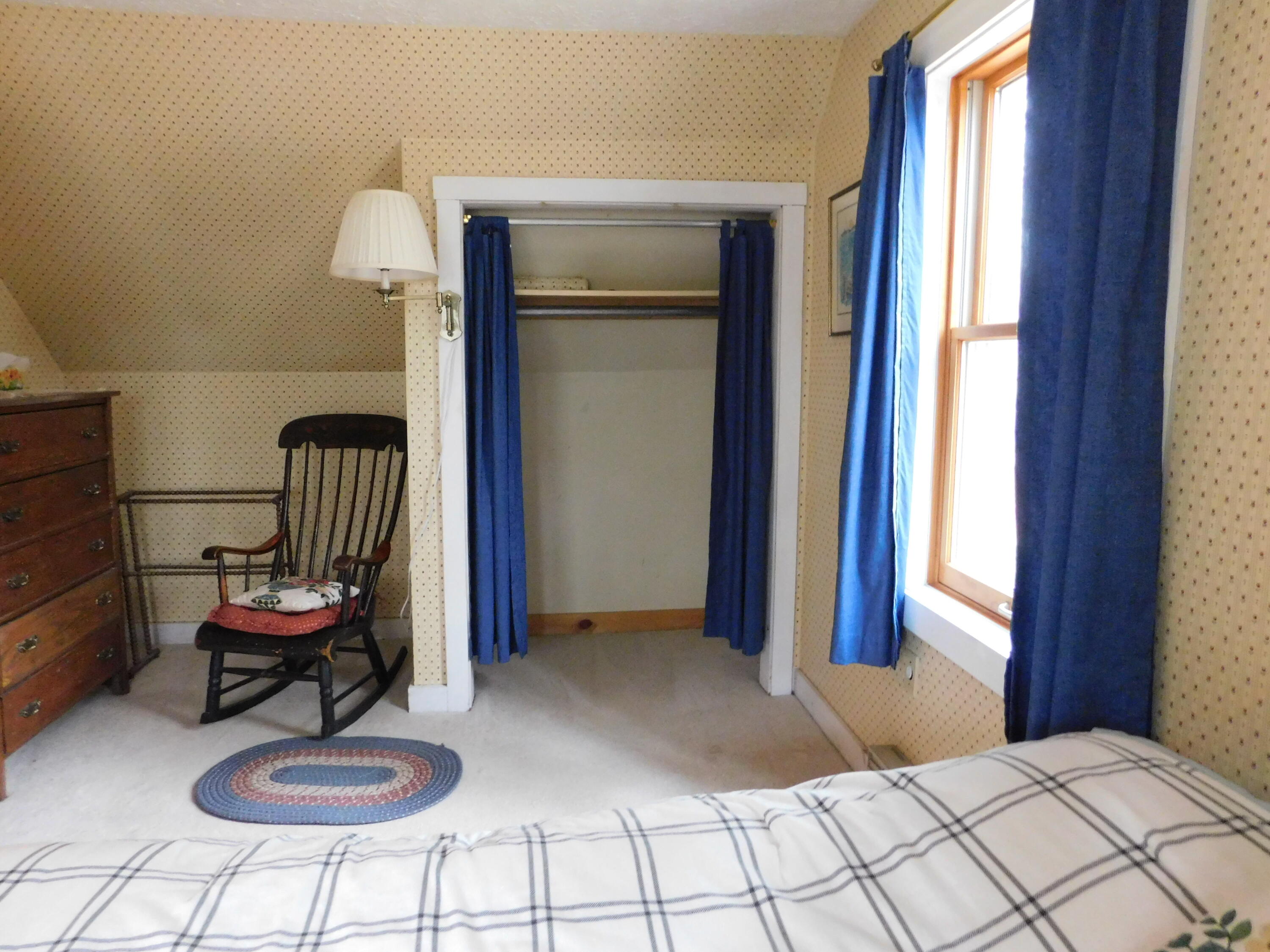 15 Lakeview Drive New Gloucester ME 04260