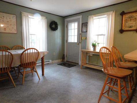 15 Lakeview Drive New Gloucester ME 04260