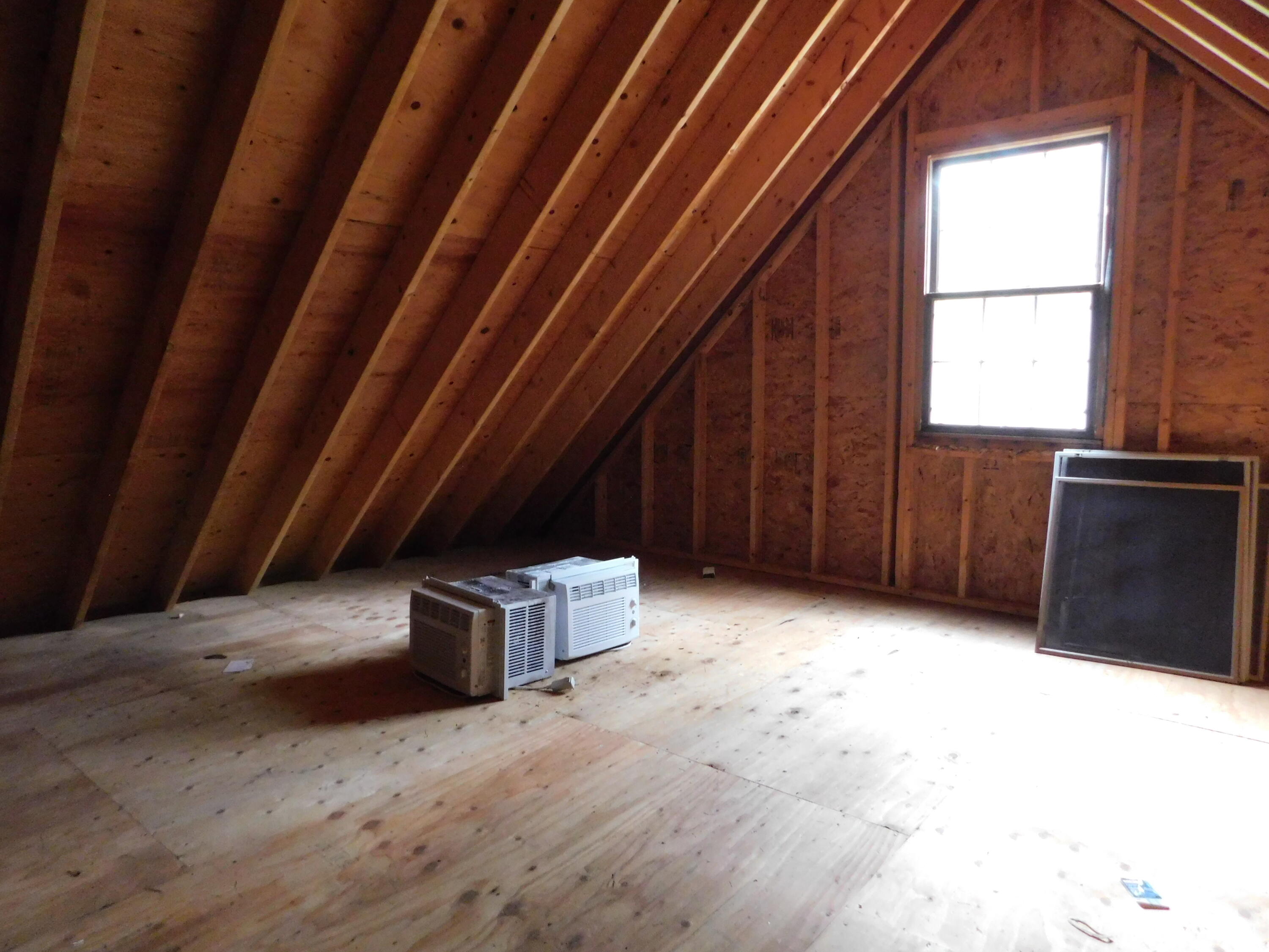 15 Lakeview Drive New Gloucester ME 04260