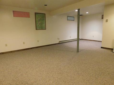 15 Lakeview Drive New Gloucester ME 04260