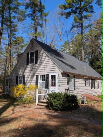 15 Lakeview Drive New Gloucester ME 04260