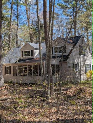 15 Lakeview Drive New Gloucester ME 04260