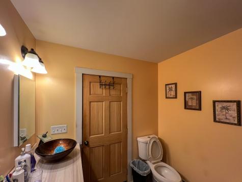 60 Hydes Way Palermo ME 04354