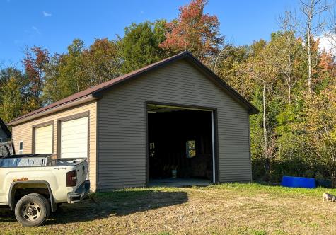 60 Hydes Way Palermo ME 04354