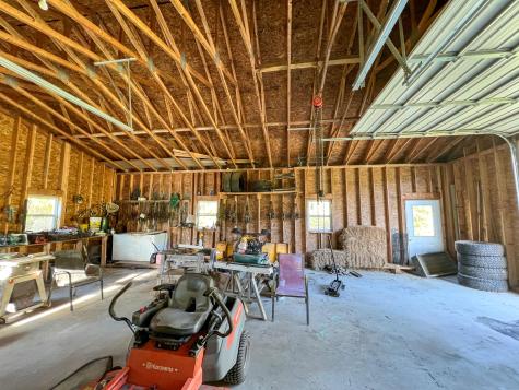 60 Hydes Way Palermo ME 04354