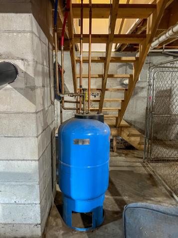 60 Hydes Way Palermo ME 04354