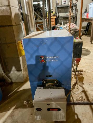 60 Hydes Way Palermo ME 04354