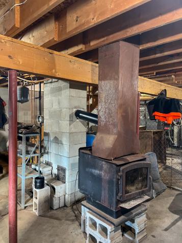 60 Hydes Way Palermo ME 04354