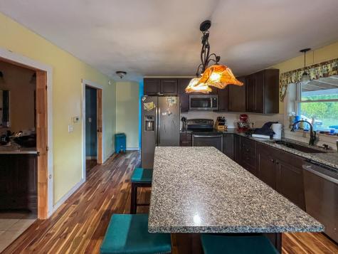 60 Hydes Way Palermo ME 04354