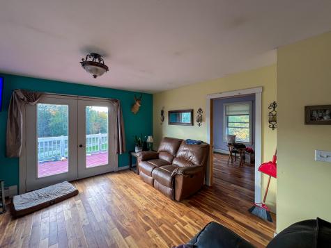 60 Hydes Way Palermo ME 04354