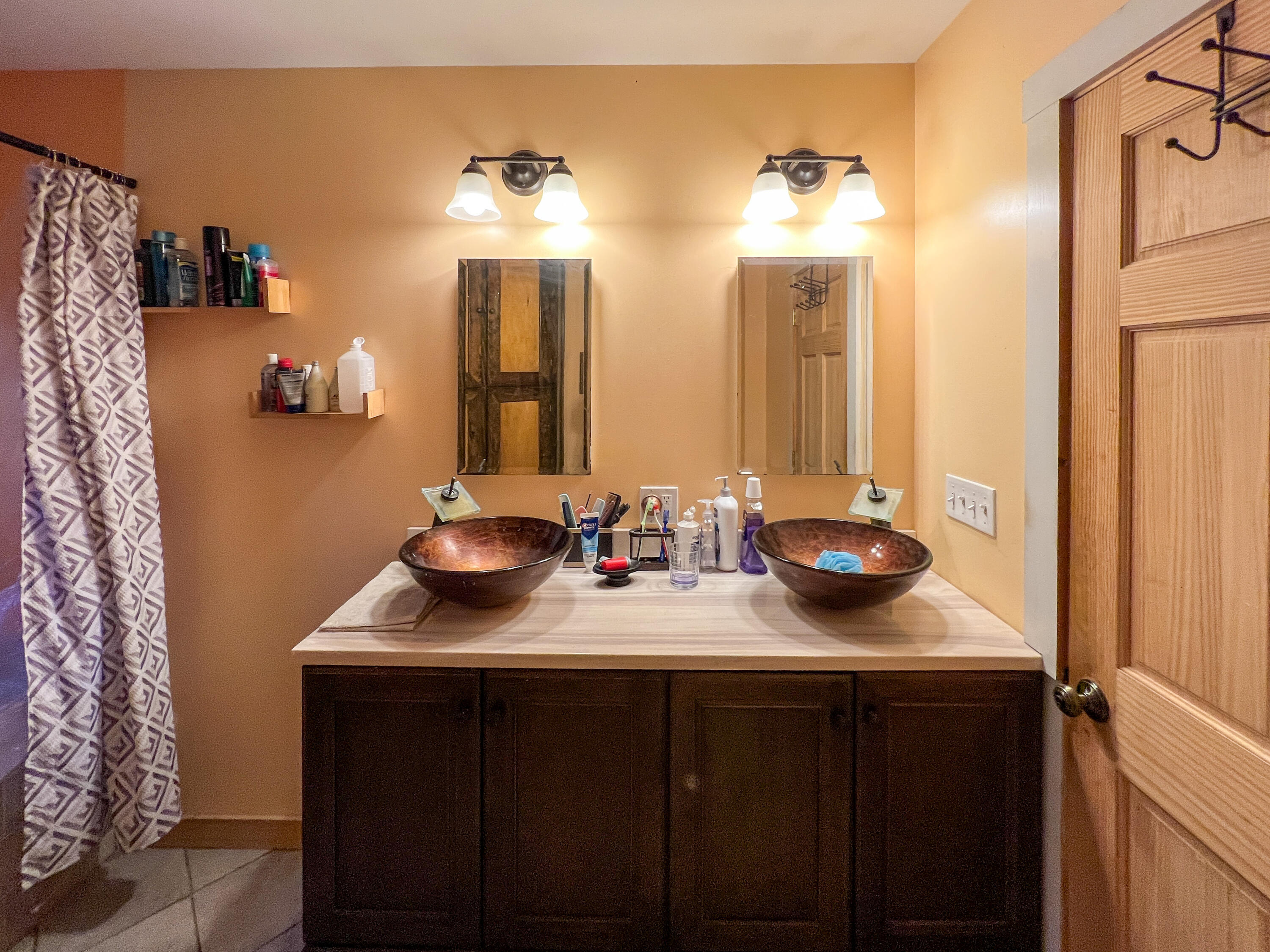 60 Hydes Way Palermo ME 04354