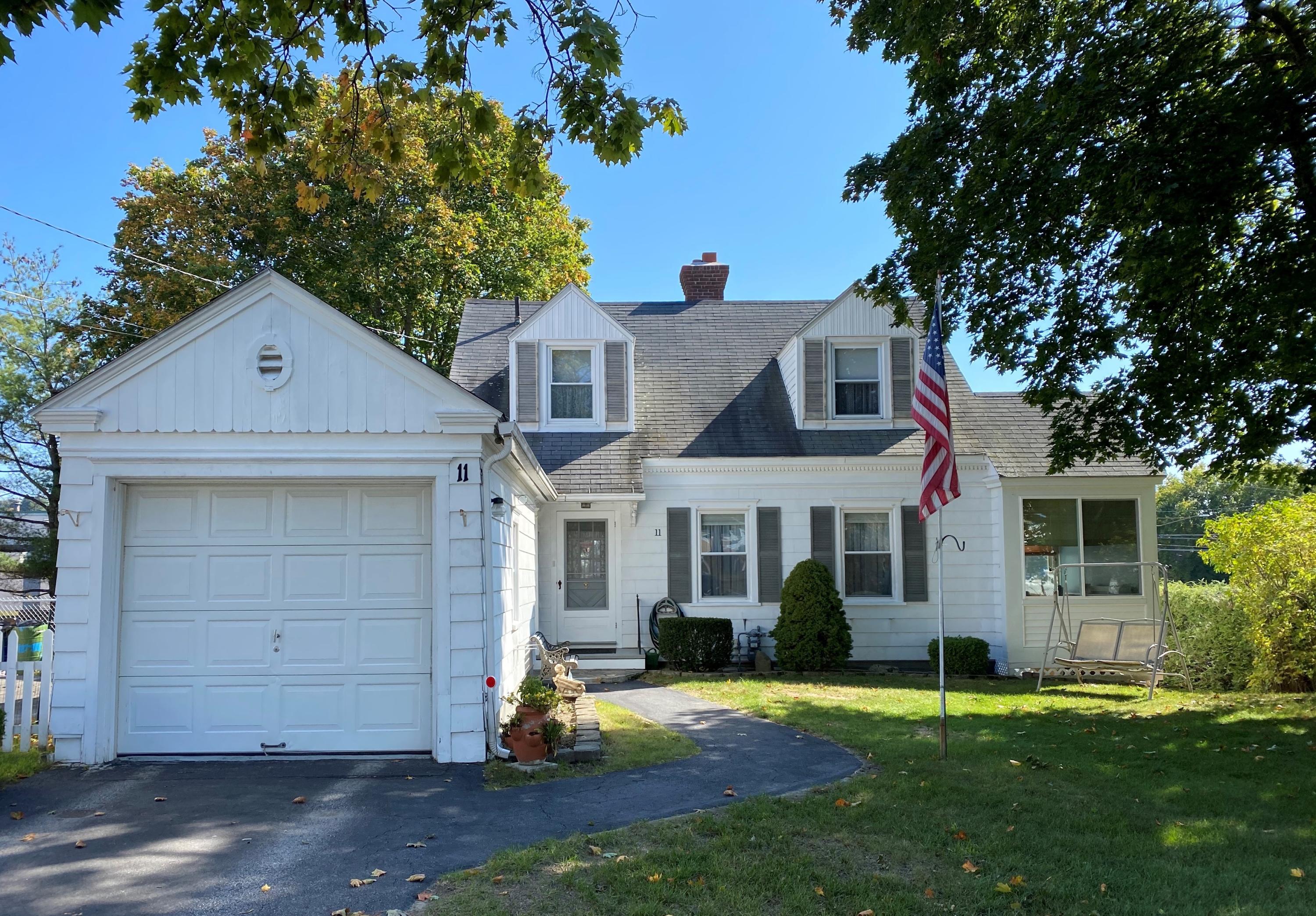 11 Androscoggin Avenue Lewiston ME 04240
