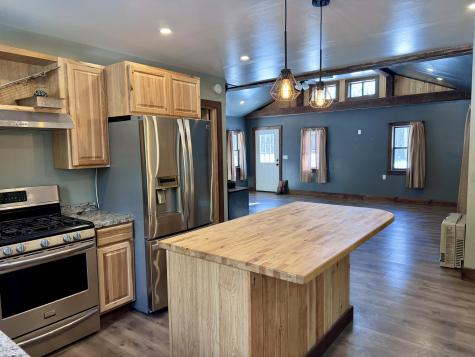 12 Ruby Way Kingfield ME 04097