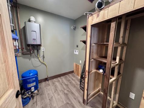 12 Ruby Way Kingfield ME 04097