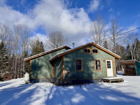 12 Ruby Way Kingfield ME 04097