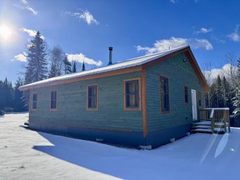 12 Ruby Way Kingfield ME 04097