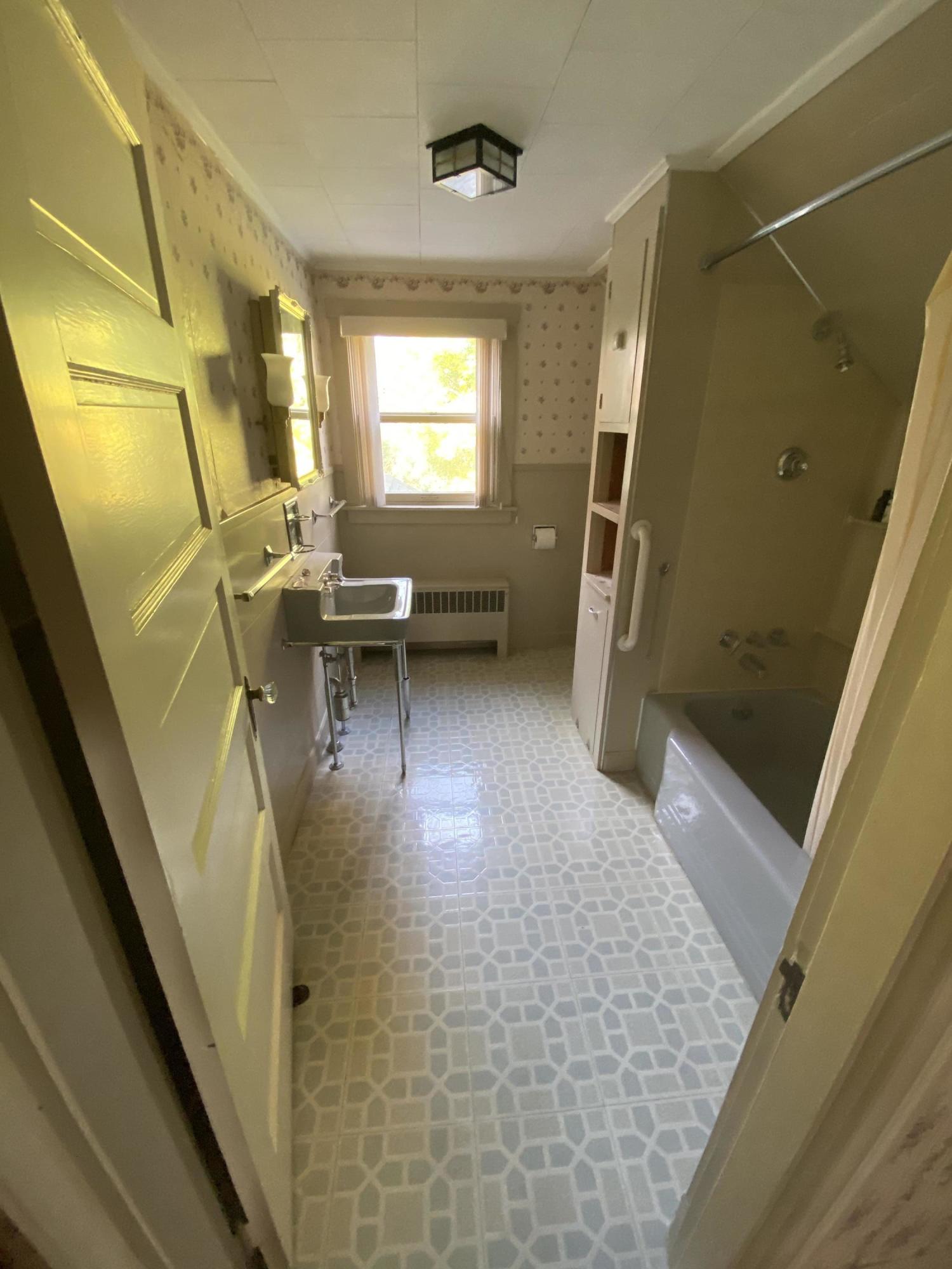 647 Ohio Street Bangor ME 04401