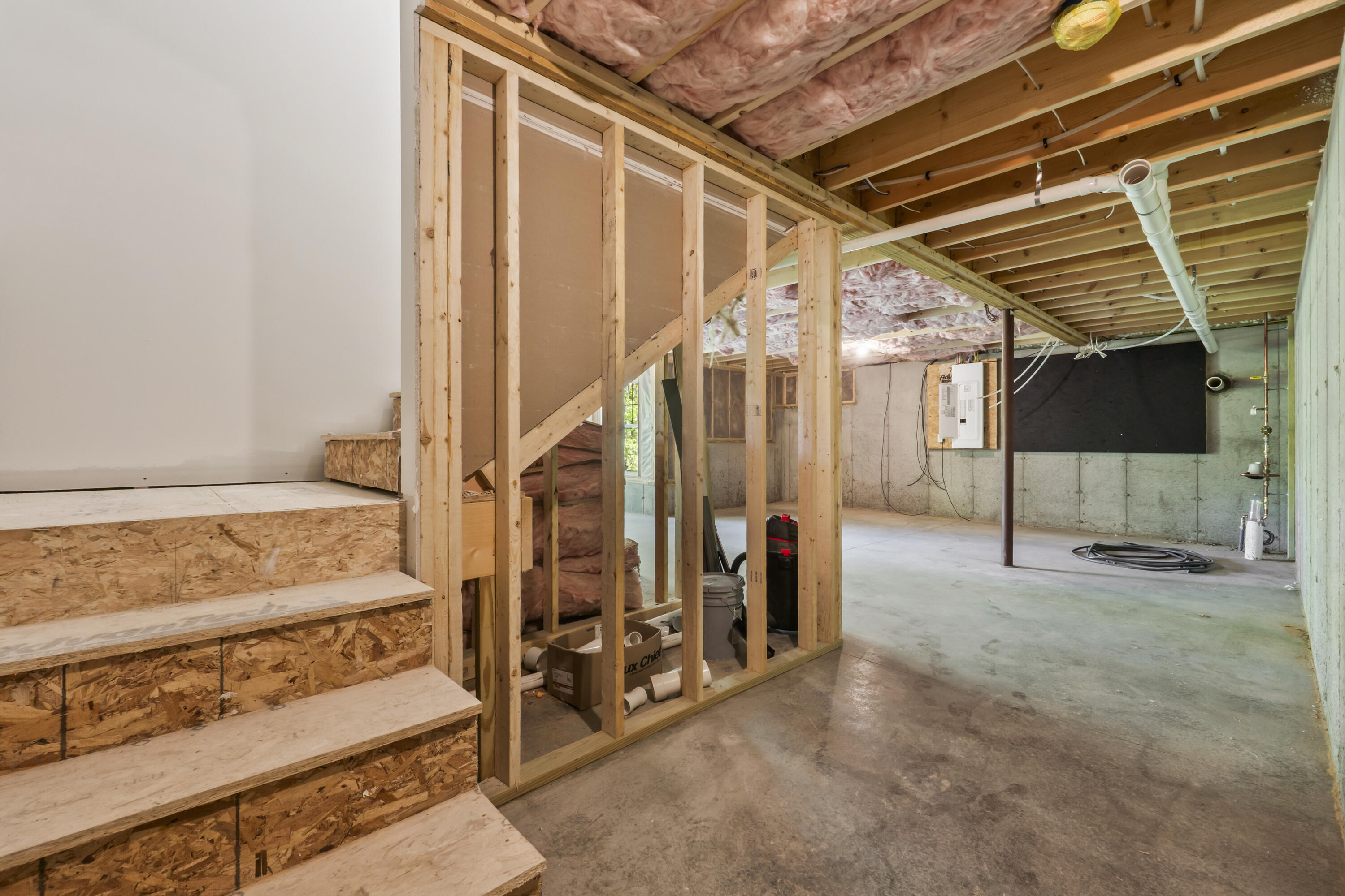 56 Woodbrey Lane Standish ME 04084