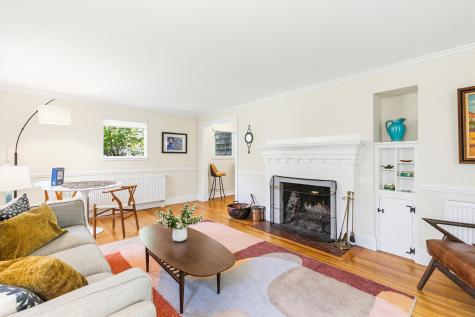 50 Oakhurst Road Cape Elizabeth ME 04107