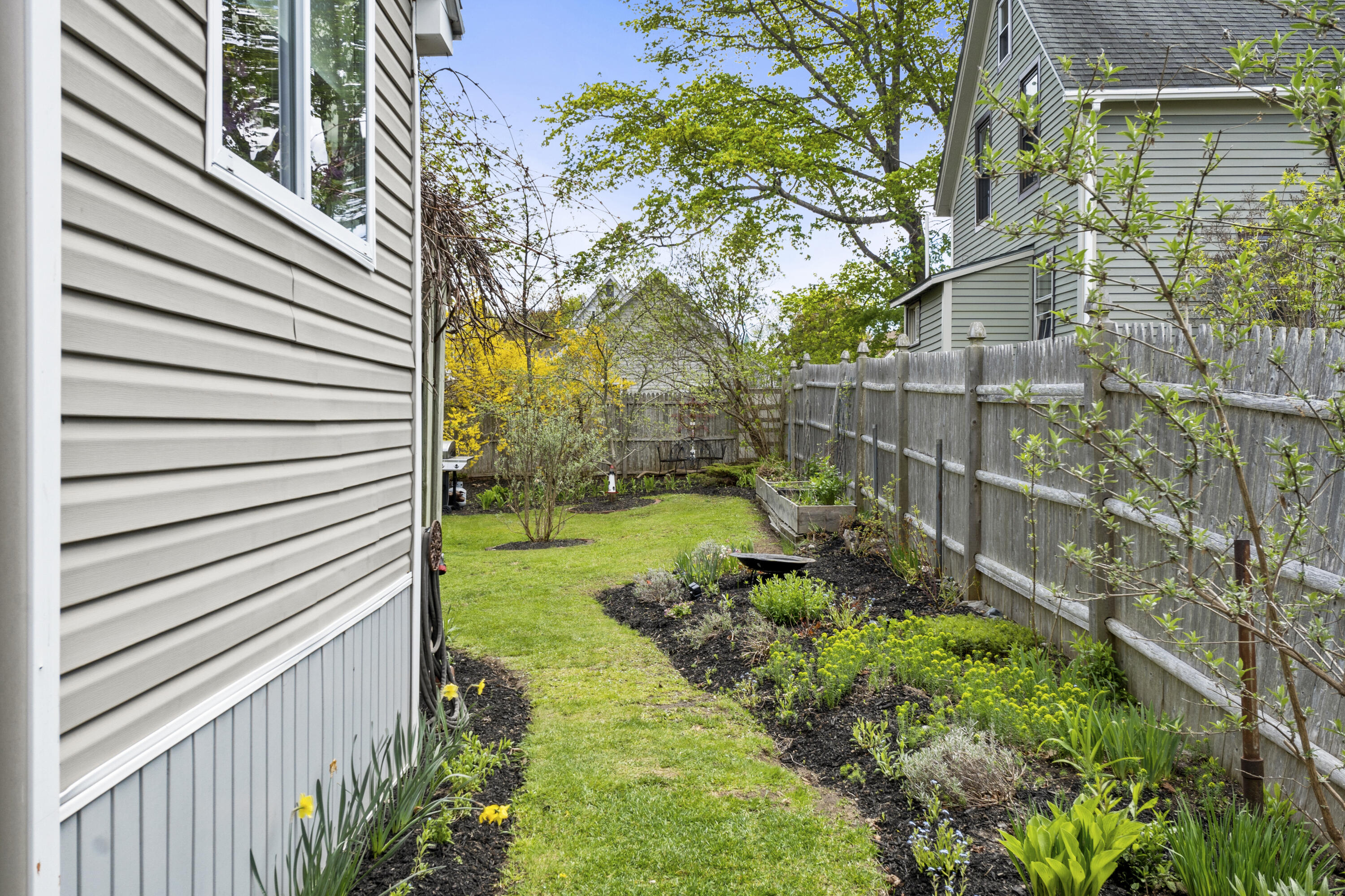 17 Elizabeth Street Portland ME 04108