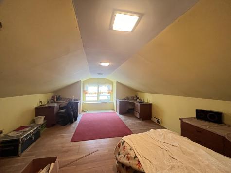 105 Gamage Avenue Auburn ME 04210