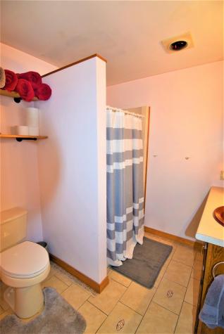 573 Poland Road Auburn ME 04210