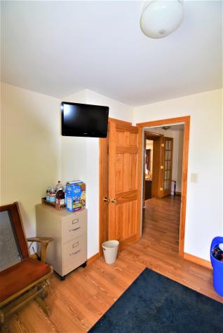 573 Poland Road Auburn ME 04210
