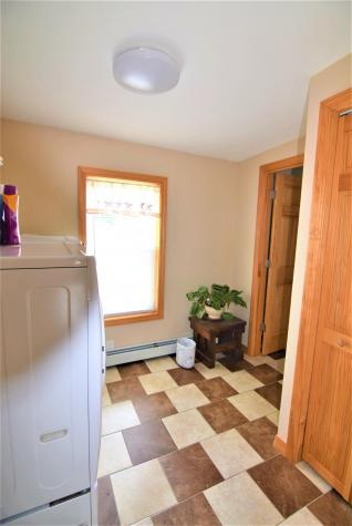 573 Poland Road Auburn ME 04210