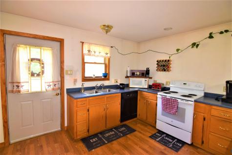 573 Poland Road Auburn ME 04210