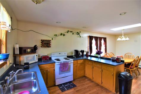 573 Poland Road Auburn ME 04210