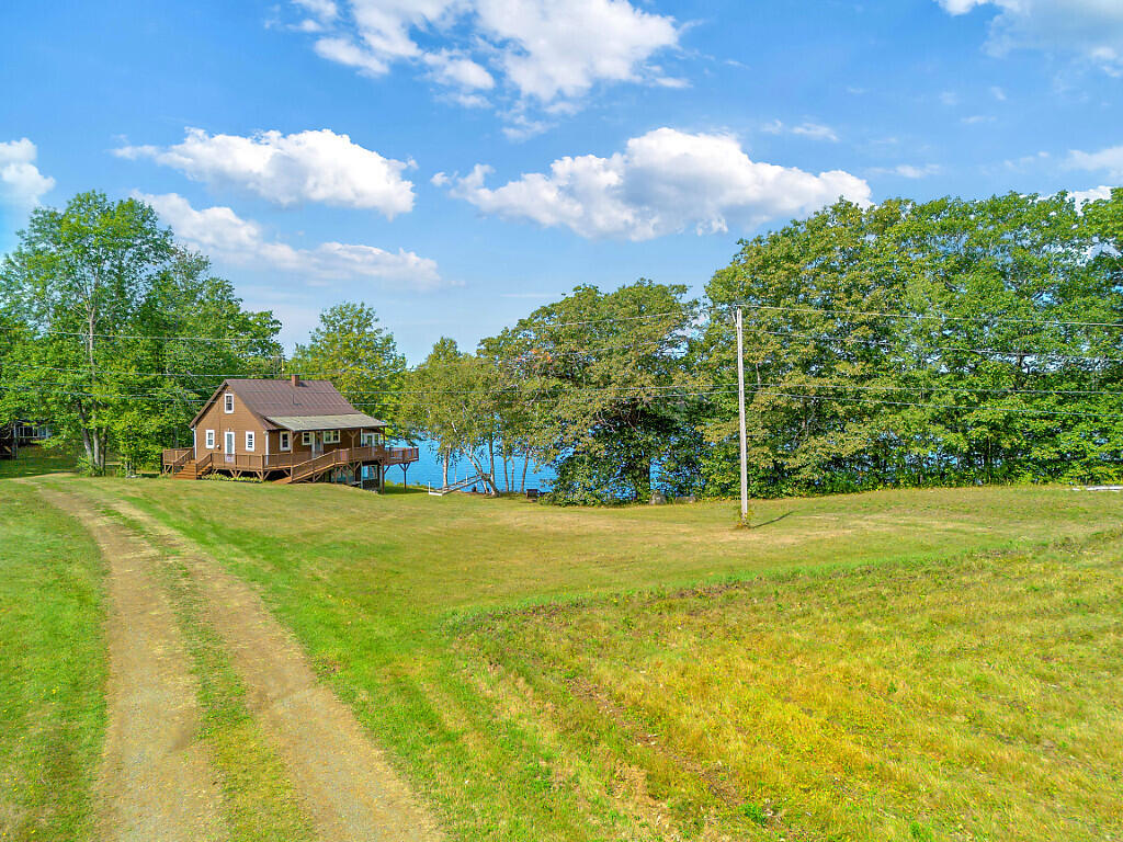 37 33rd Fire Road China ME 04358