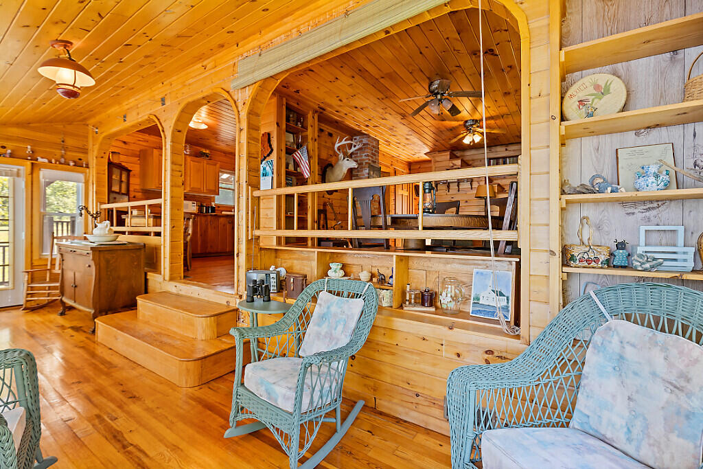 37 33rd Fire Road China ME 04358