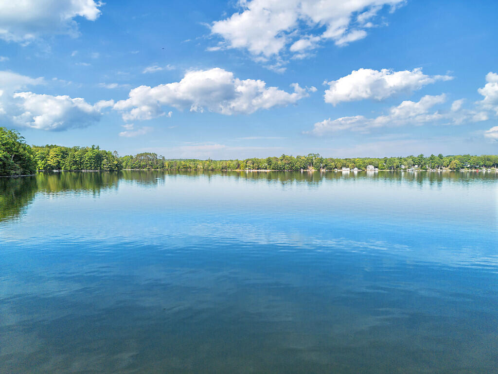 37 33rd Fire Road China ME 04358