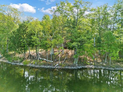 37 33rd Fire Road China ME 04358