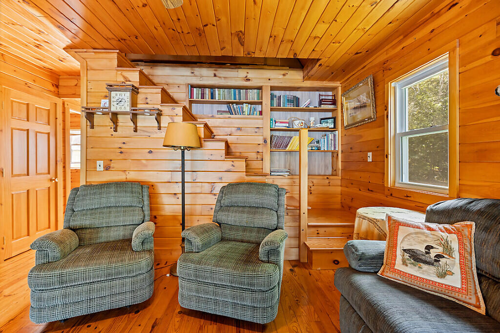 37 33rd Fire Road China ME 04358