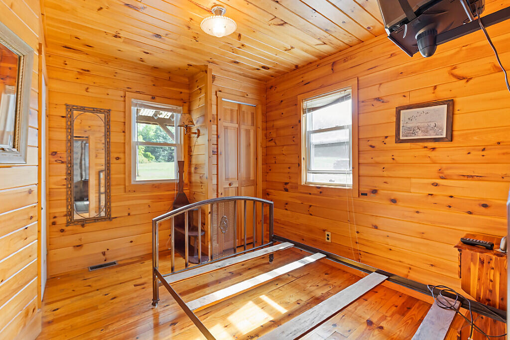 37 33rd Fire Road China ME 04358