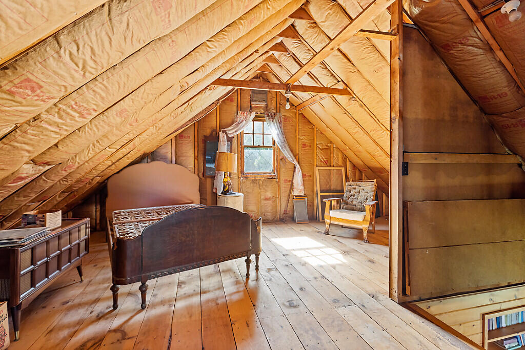 37 33rd Fire Road China ME 04358