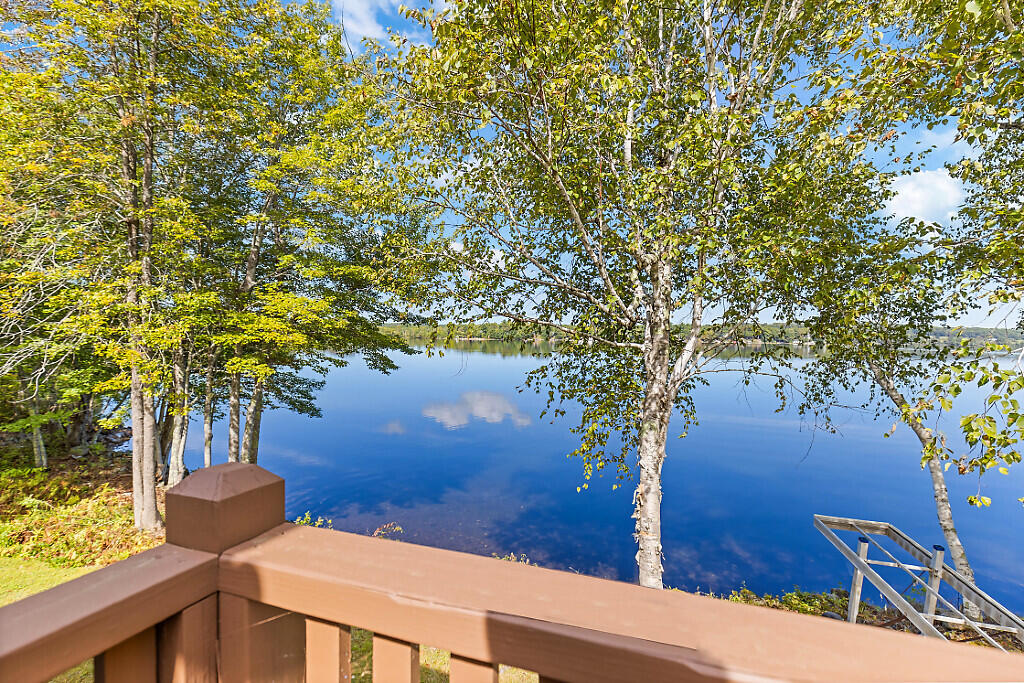 37 33rd Fire Road China ME 04358