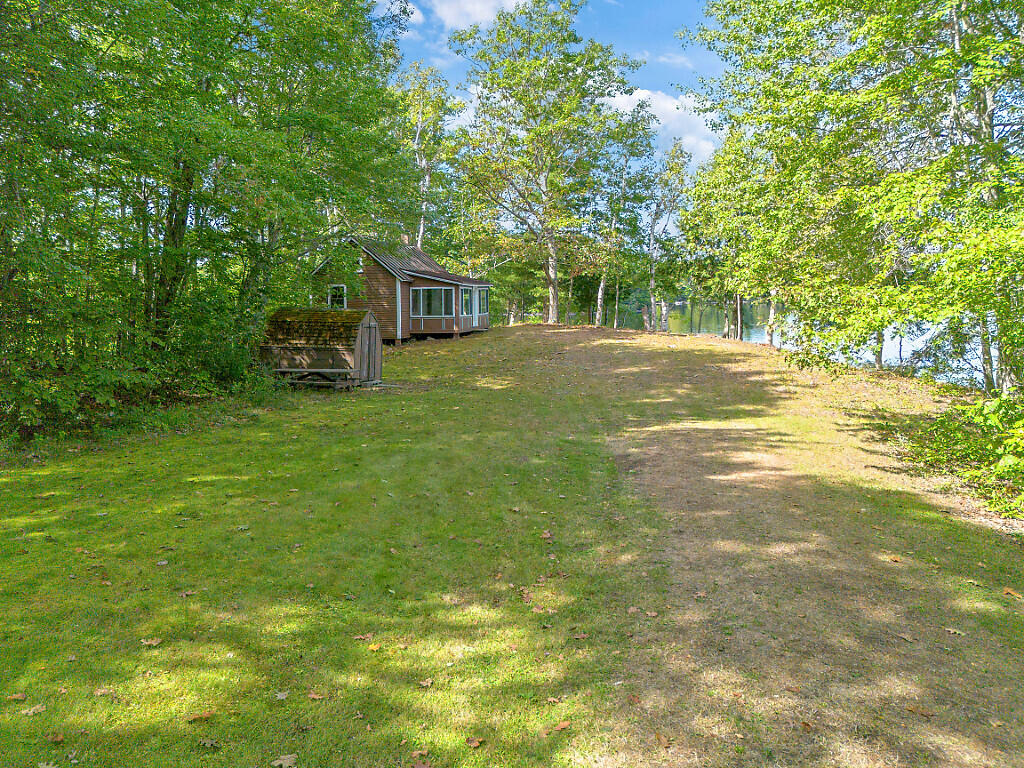 37 33rd Fire Road China ME 04358